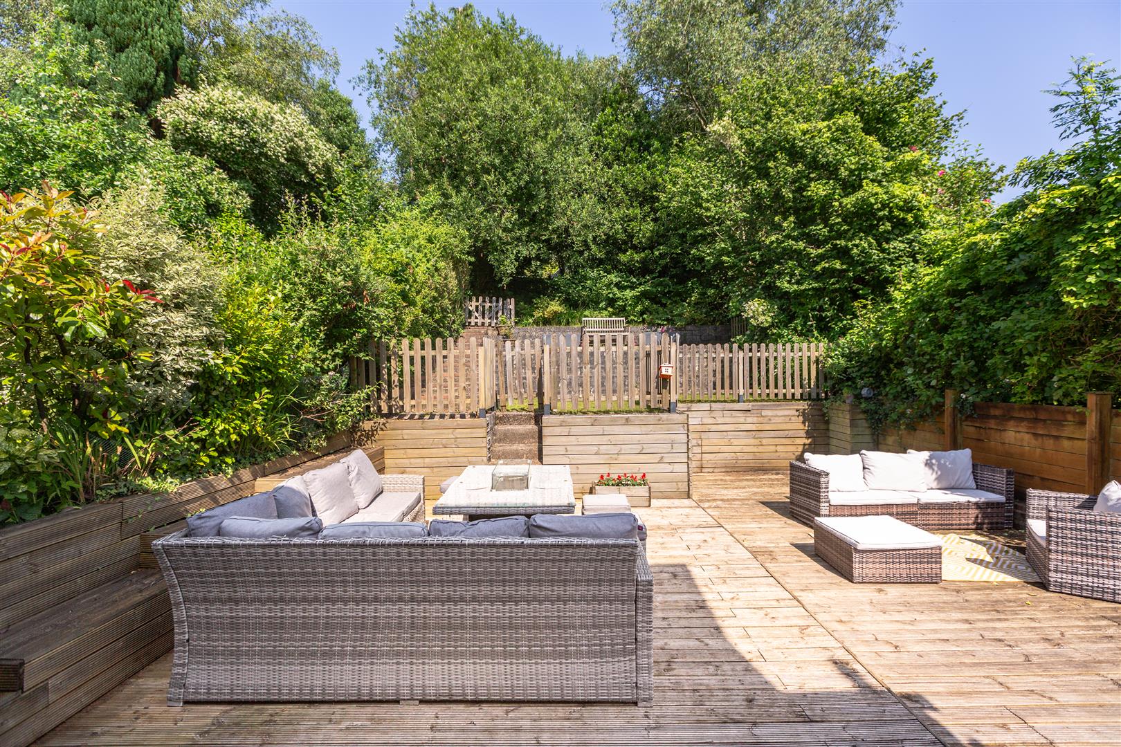 Woodcote, Killay, Swansea, SA2 7AY